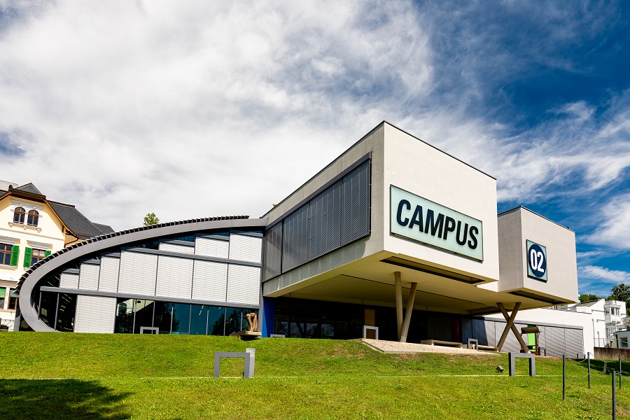 Campus 02